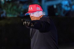 Read more about the article Трамп объяснил свое решение атаковать Иран